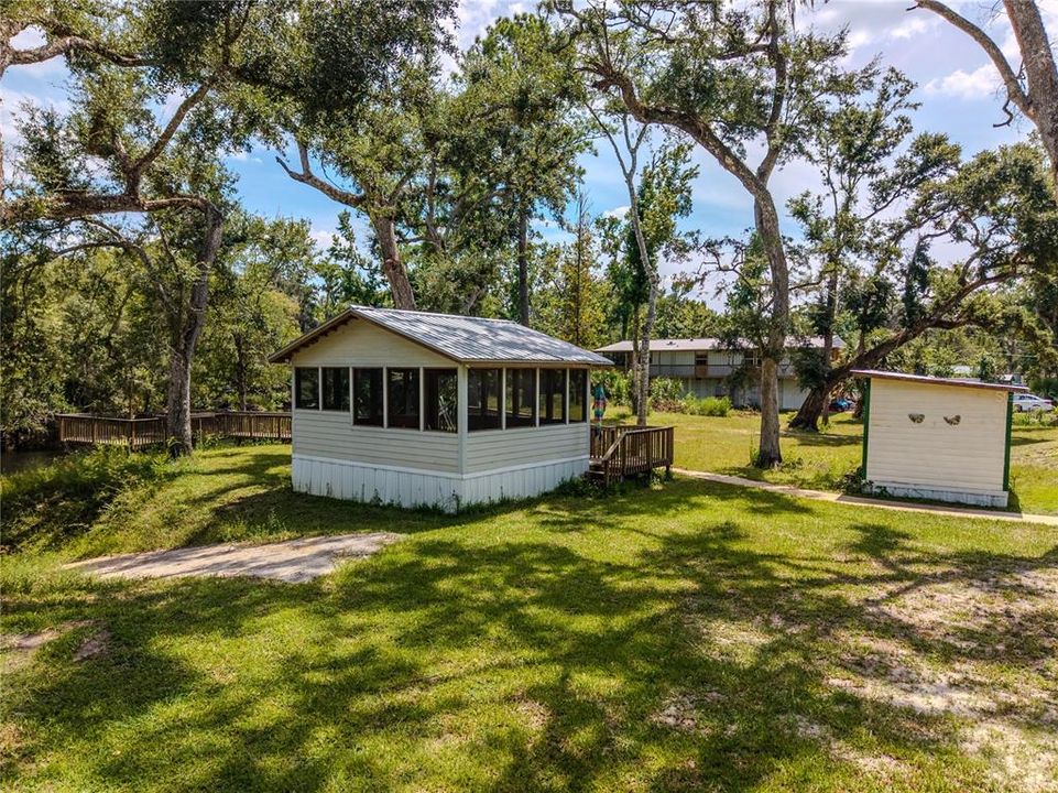 En Venta: $219,900 (2 camas, 2 baños, 896 Pies cuadrados)