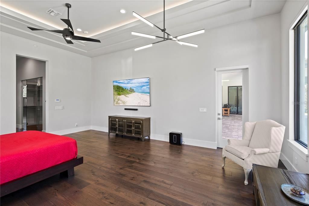 Active With Contract: $2,695,000 (4 beds, 5 baths, 4518 Square Feet)