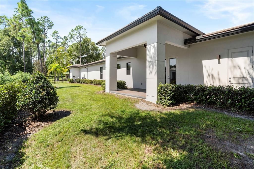 Active With Contract: $2,695,000 (4 beds, 5 baths, 4518 Square Feet)