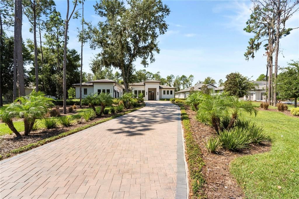 Active With Contract: $2,695,000 (4 beds, 5 baths, 4518 Square Feet)