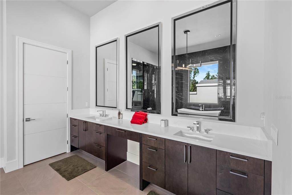 Active With Contract: $2,695,000 (4 beds, 5 baths, 4518 Square Feet)