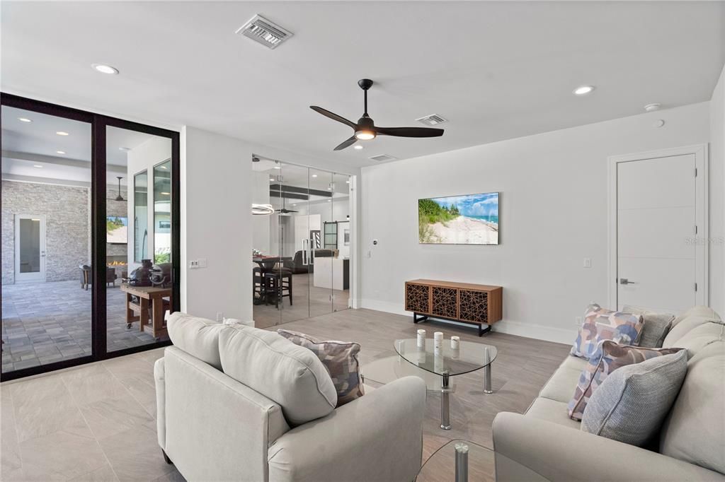 Active With Contract: $2,695,000 (4 beds, 5 baths, 4518 Square Feet)