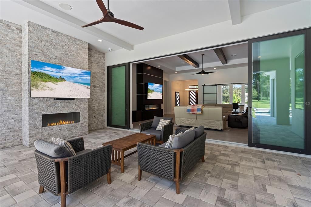 Active With Contract: $2,695,000 (4 beds, 5 baths, 4518 Square Feet)