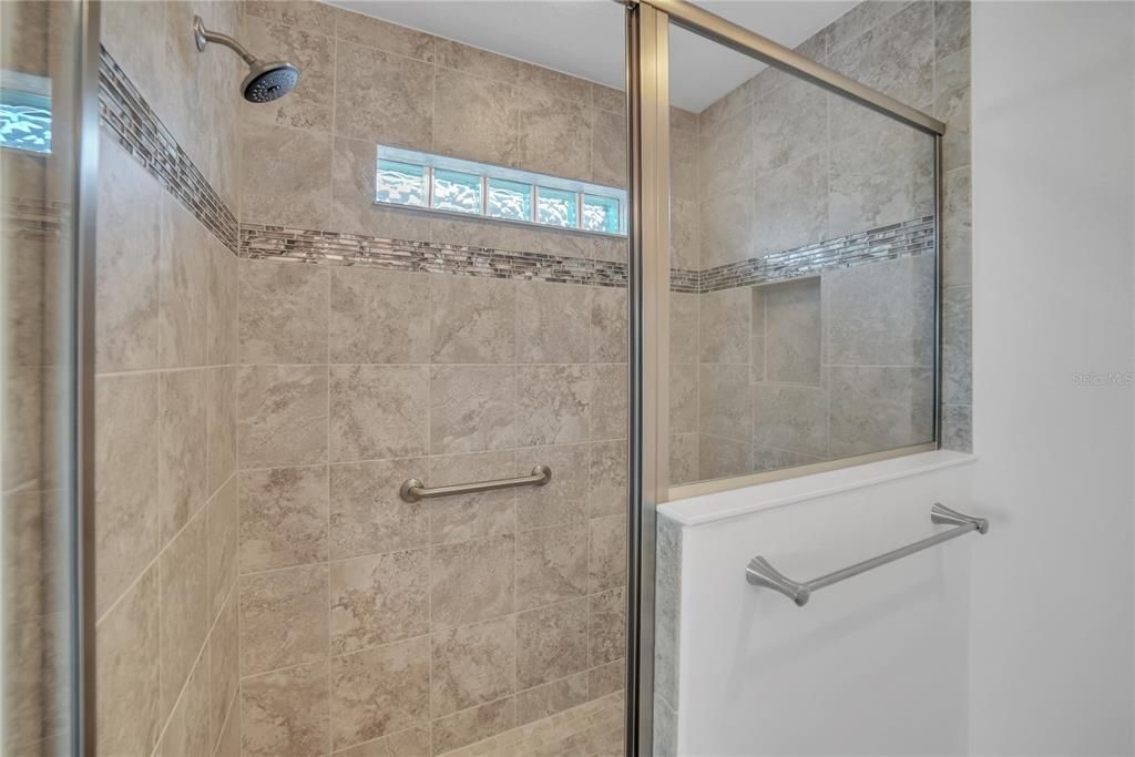 На продажу: $530,000 (3 спален, 3 ванн, 2056 Квадратных фут)