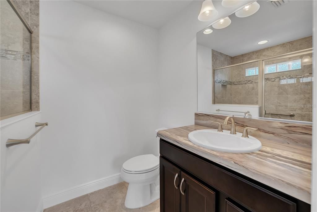 На продажу: $530,000 (3 спален, 3 ванн, 2056 Квадратных фут)