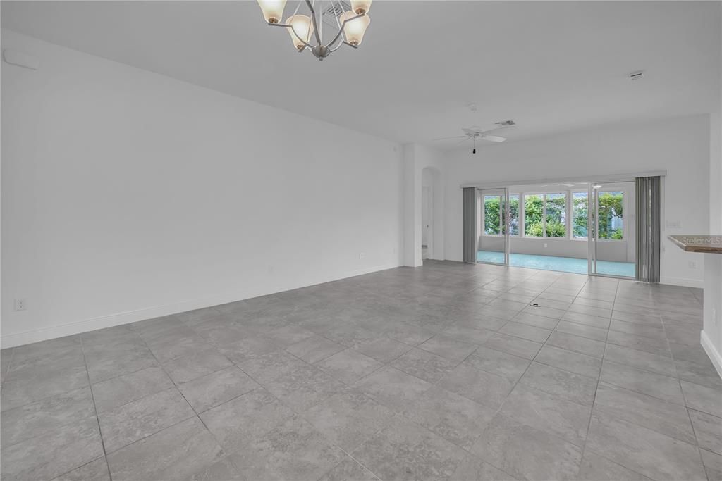 На продажу: $530,000 (3 спален, 3 ванн, 2056 Квадратных фут)