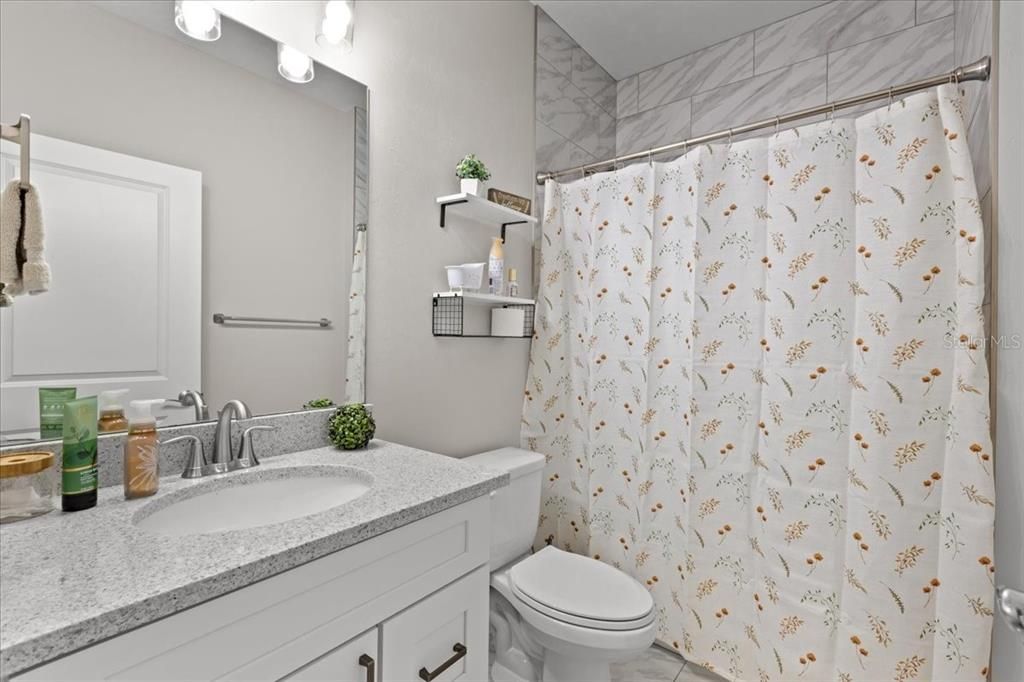 待售: $374,900 (4 贝兹, 2 浴室, 1796 平方英尺)