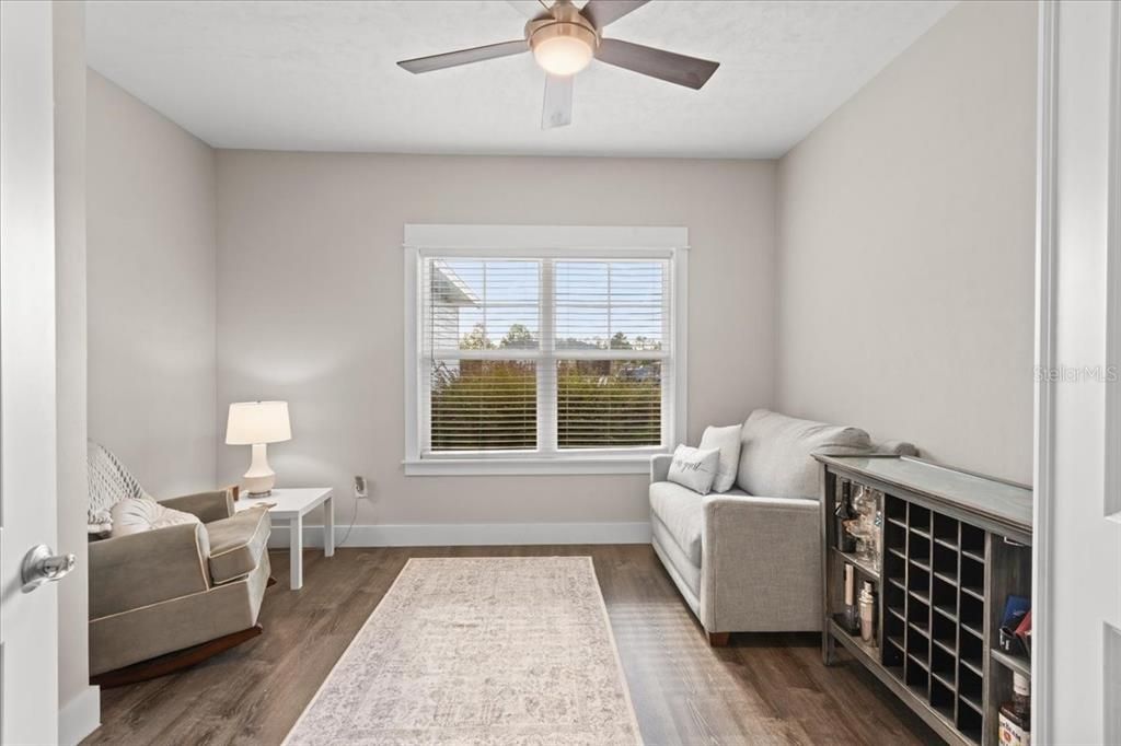 待售: $374,900 (4 贝兹, 2 浴室, 1796 平方英尺)