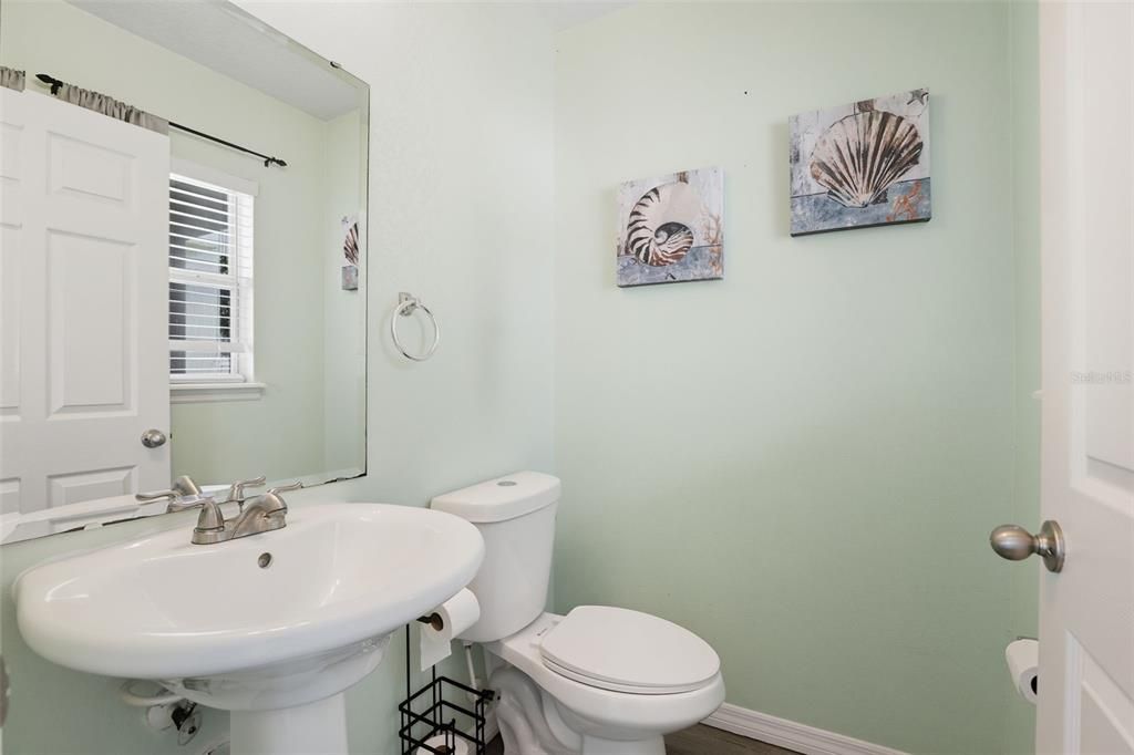 Под контрактом: $258,000 (3 спален, 2 ванн, 1496 Квадратных фут)