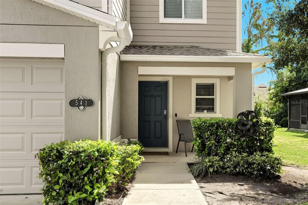 Под контрактом: $258,000 (3 спален, 2 ванн, 1496 Квадратных фут)