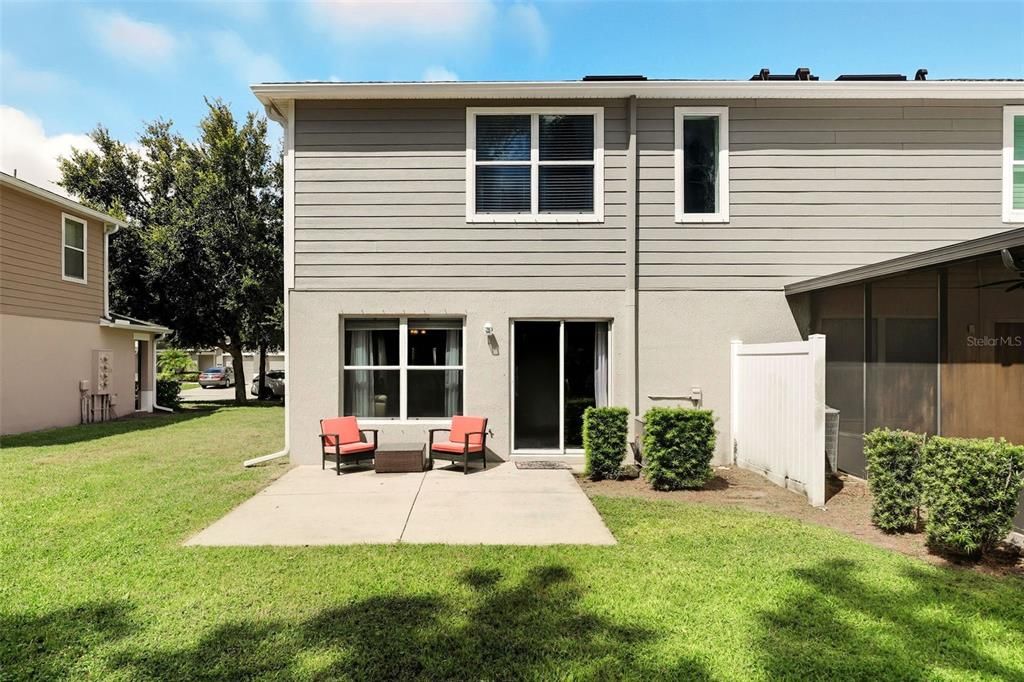 Под контрактом: $258,000 (3 спален, 2 ванн, 1496 Квадратных фут)