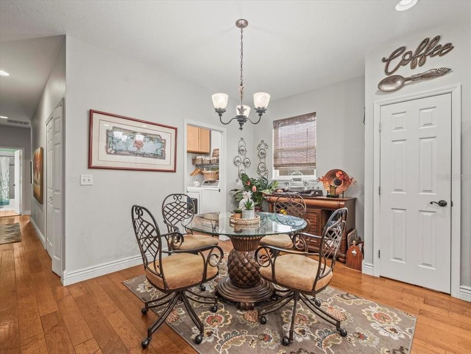 En Venta: $450,000 (3 camas, 2 baños, 1680 Pies cuadrados)