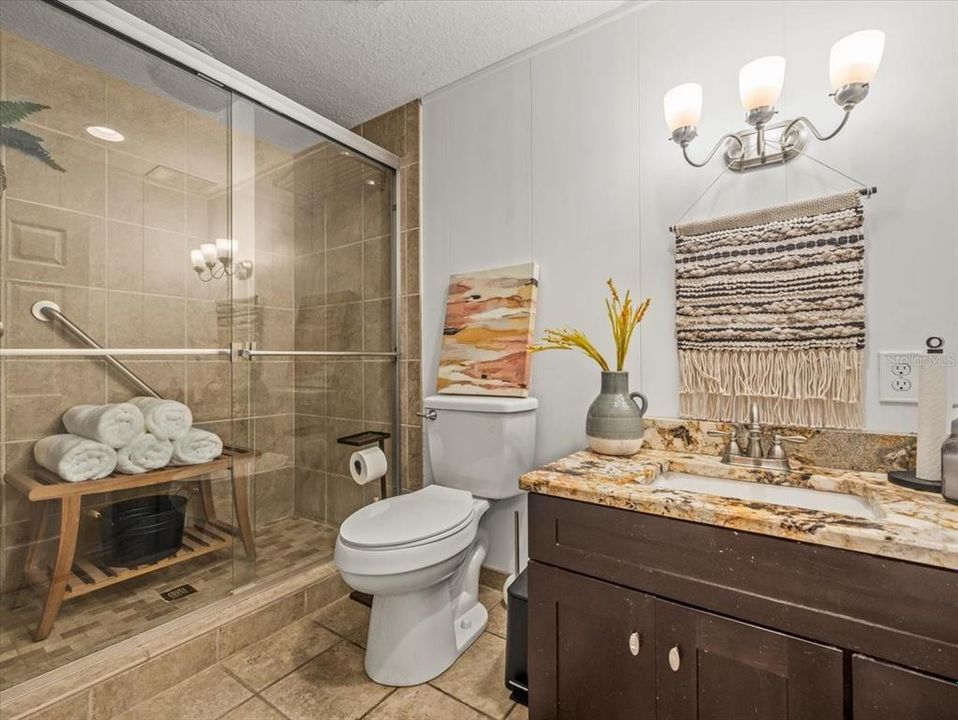 En Venta: $450,000 (3 camas, 2 baños, 1680 Pies cuadrados)