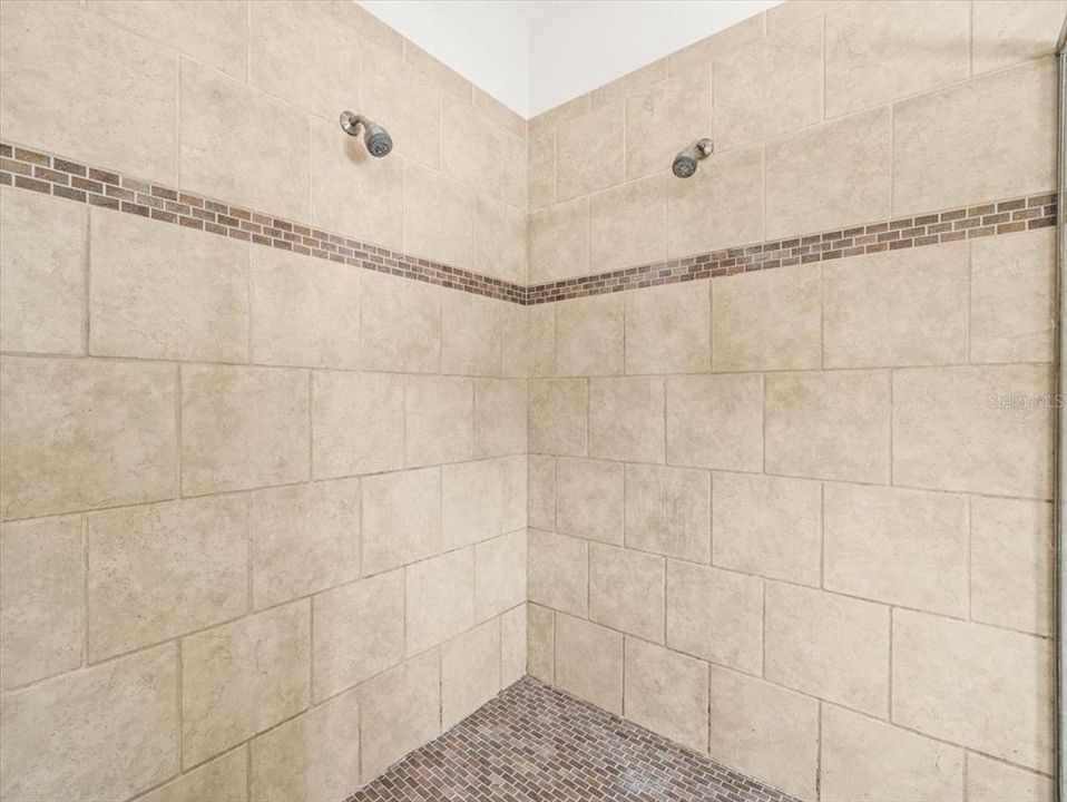 En Venta: $450,000 (3 camas, 2 baños, 1680 Pies cuadrados)