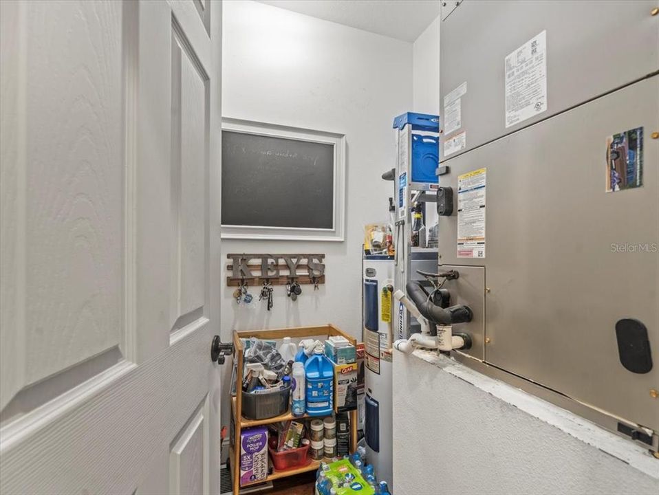 En Venta: $450,000 (3 camas, 2 baños, 1680 Pies cuadrados)