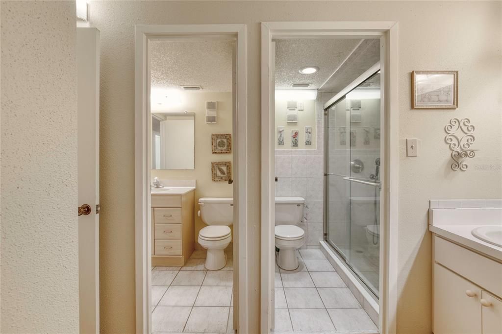 For Sale: $139,900 (1 beds, 1 baths, 822 Square Feet)