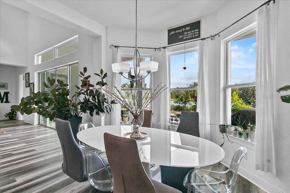 待售: $1,580,000 (4 贝兹, 3 浴室, 4037 平方英尺)