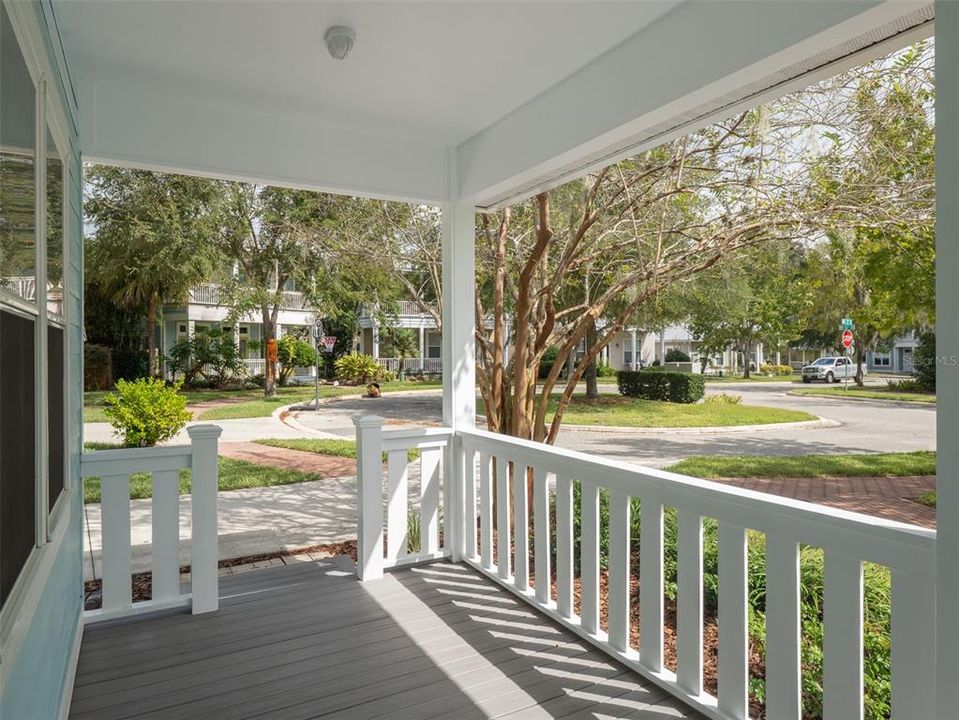 合同活跃: $424,000 (3 贝兹, 2 浴室, 1557 平方英尺)