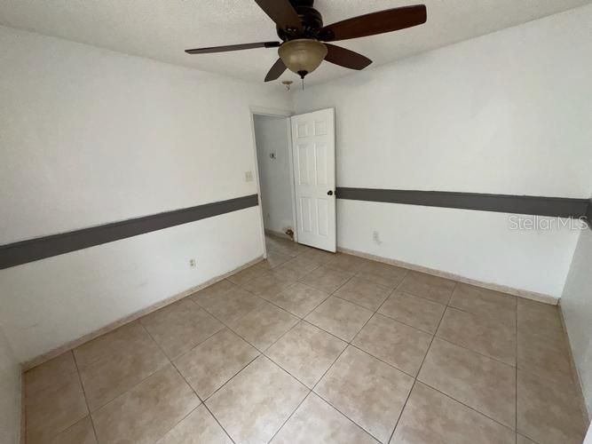 合同活跃: $240,000 (3 贝兹, 2 浴室, 1430 平方英尺)