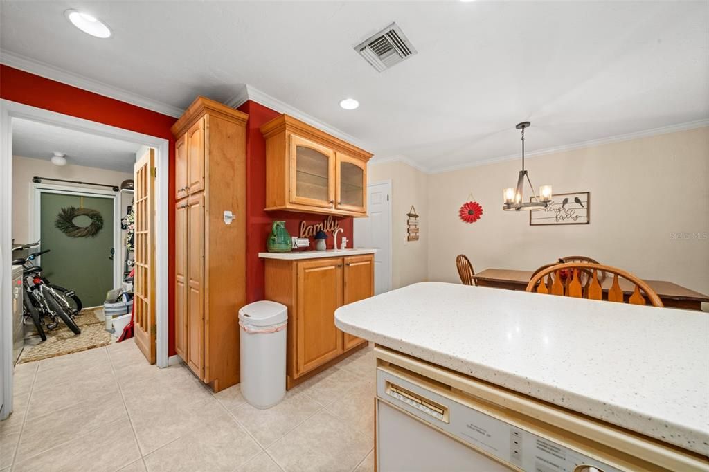 待售: $159,900 (2 贝兹, 2 浴室, 1482 平方英尺)