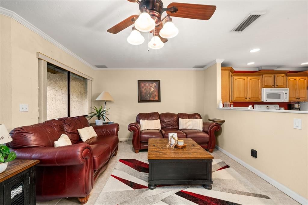 待售: $159,900 (2 贝兹, 2 浴室, 1482 平方英尺)