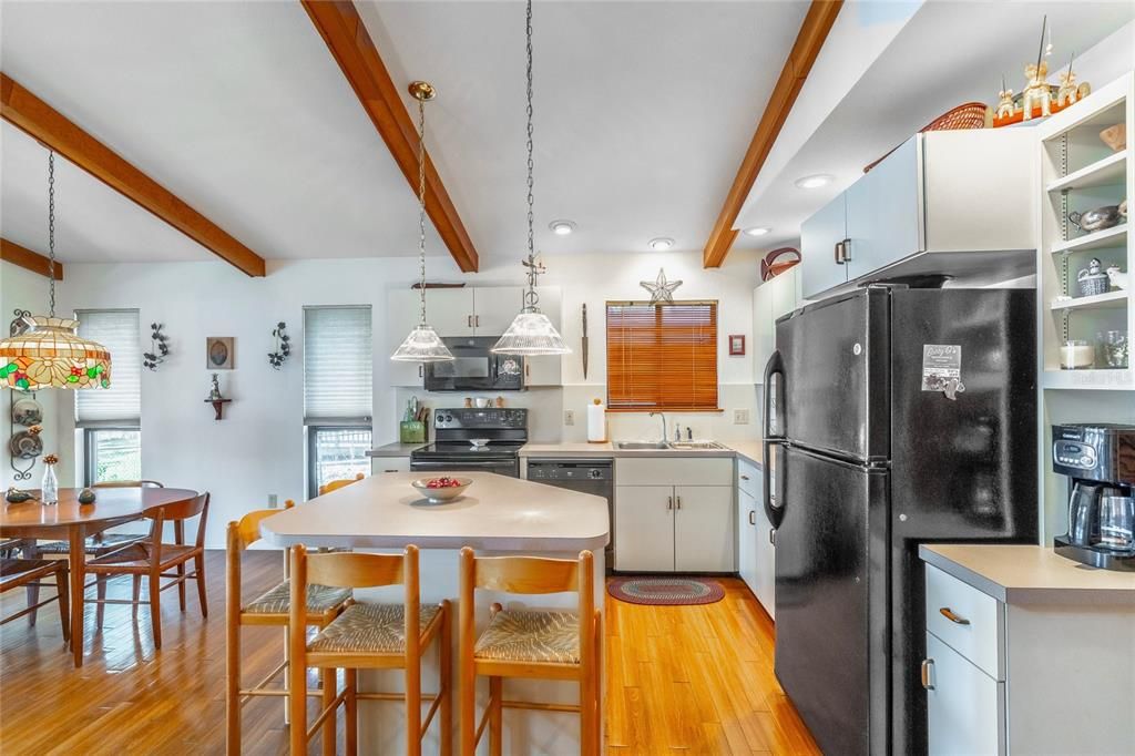 For Sale: $659,000 (3 beds, 2 baths, 1362 Square Feet)