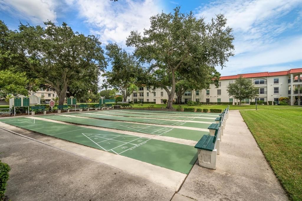 Active With Contract: $135,000 (2 beds, 1 baths, 905 Square Feet)