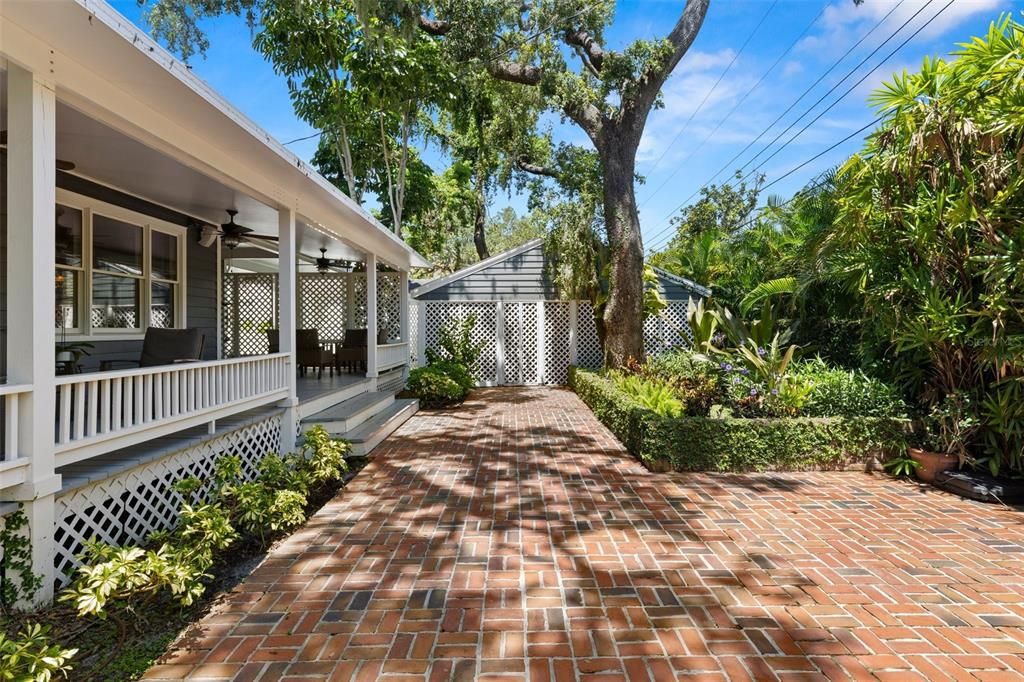 For Rent: $12,000 (4 beds, 5 baths, 3540 Square Feet)