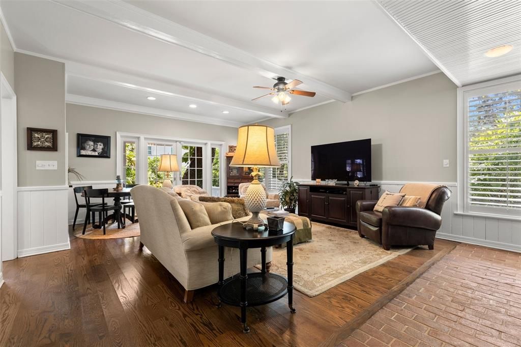 For Rent: $12,000 (4 beds, 5 baths, 3540 Square Feet)