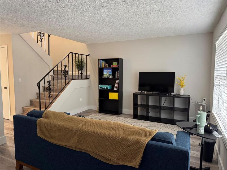 En Venta: $179,900 (3 camas, 3 baños, 1216 Pies cuadrados)