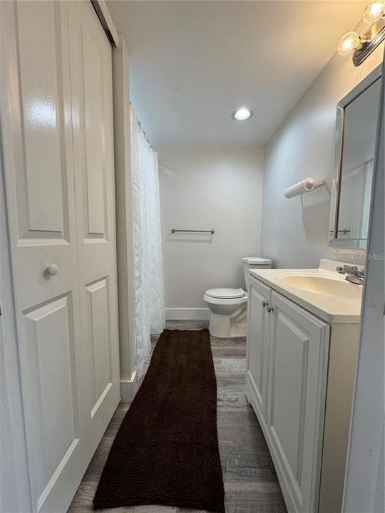 En Venta: $179,900 (3 camas, 3 baños, 1216 Pies cuadrados)