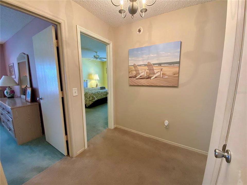 For Sale: $235,000 (2 beds, 2 baths, 1156 Square Feet)