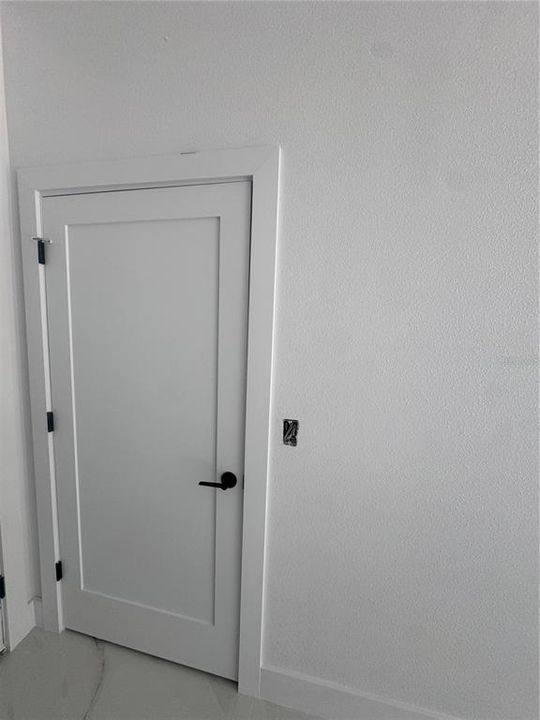 For Sale: $343,000 (3 beds, 2 baths, 1210 Square Feet)