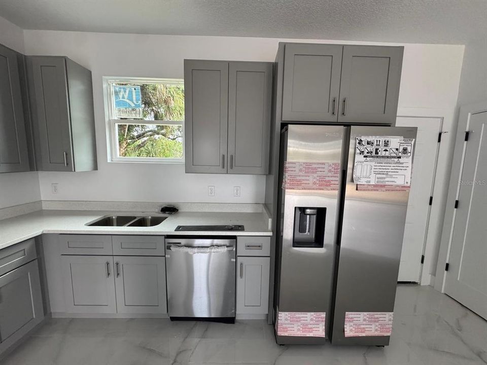 For Sale: $343,000 (3 beds, 2 baths, 1210 Square Feet)