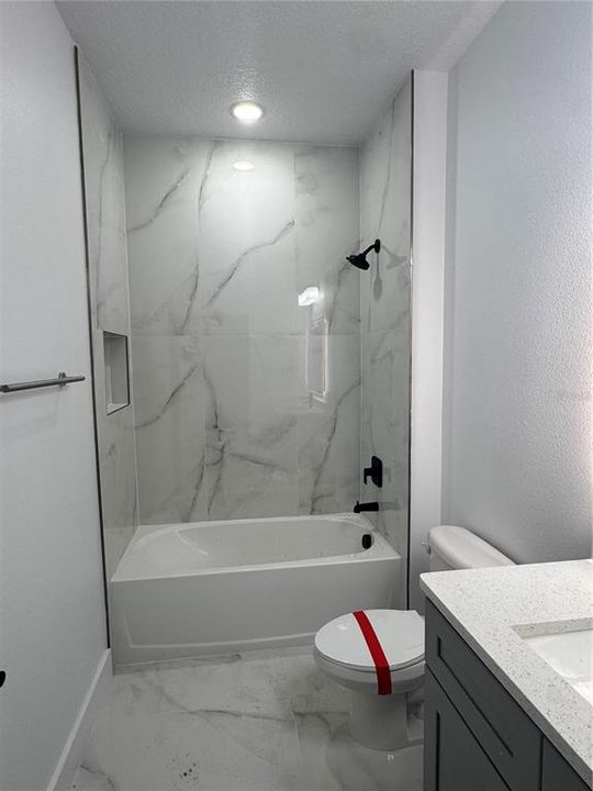 For Sale: $343,000 (3 beds, 2 baths, 1210 Square Feet)