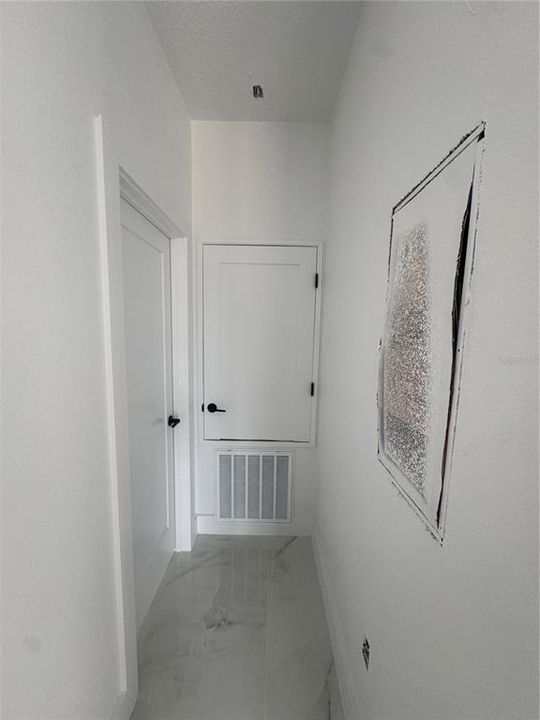 For Sale: $343,000 (3 beds, 2 baths, 1210 Square Feet)