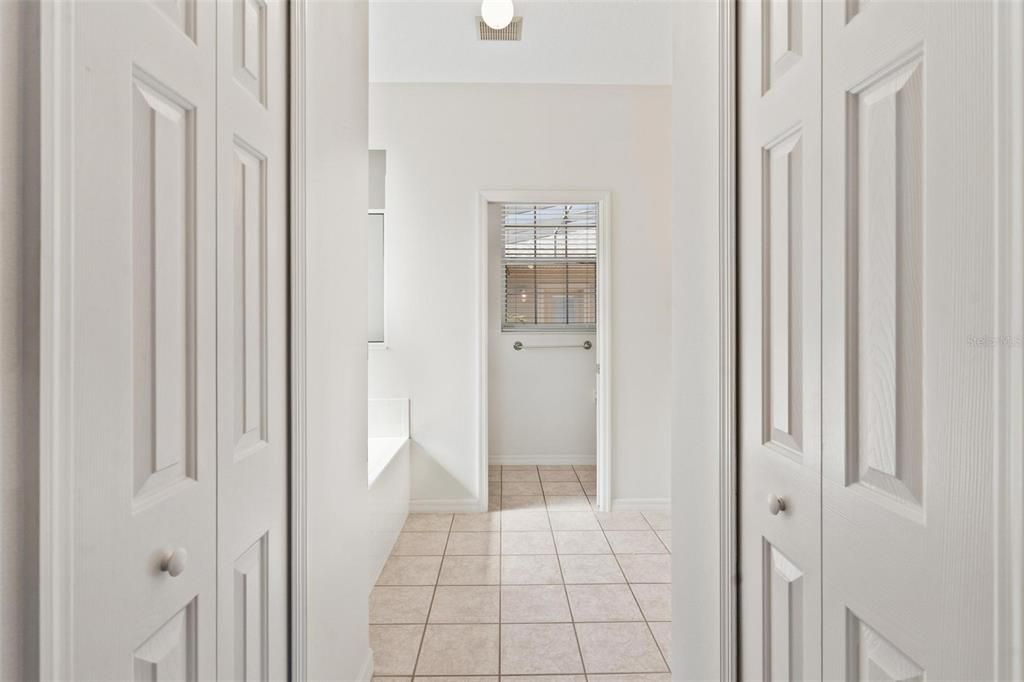 待售: $449,000 (4 贝兹, 4 浴室, 2997 平方英尺)