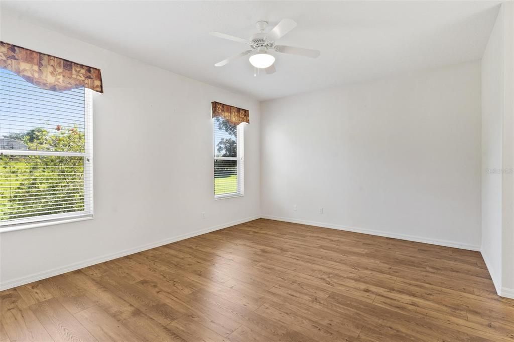 待售: $449,000 (4 贝兹, 4 浴室, 2997 平方英尺)