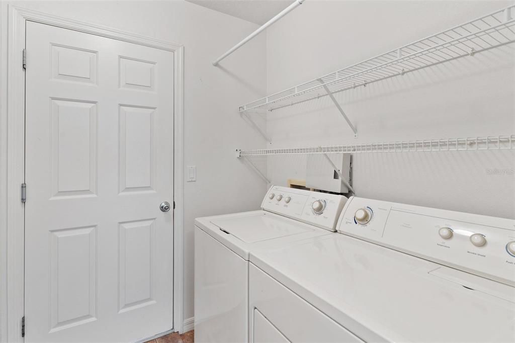 待售: $449,000 (4 贝兹, 4 浴室, 2997 平方英尺)