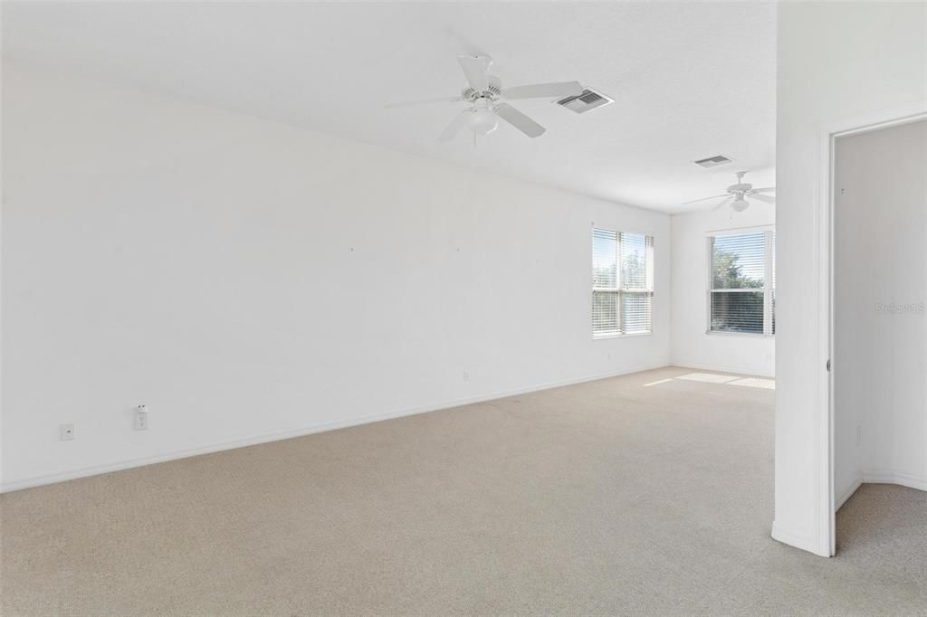 待售: $449,000 (4 贝兹, 4 浴室, 2997 平方英尺)