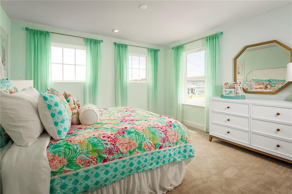 Active With Contract: $507,015 (4 beds, 3 baths, 3184 Square Feet)