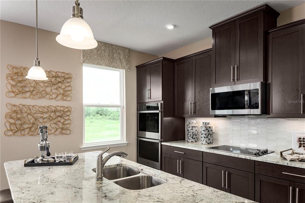 Active With Contract: $507,015 (4 beds, 3 baths, 3184 Square Feet)