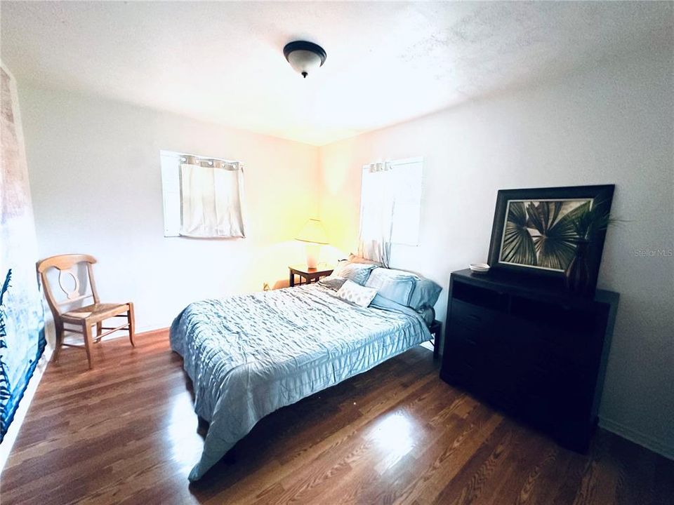 En Venta: $350,000 (3 camas, 1 baños, 864 Pies cuadrados)