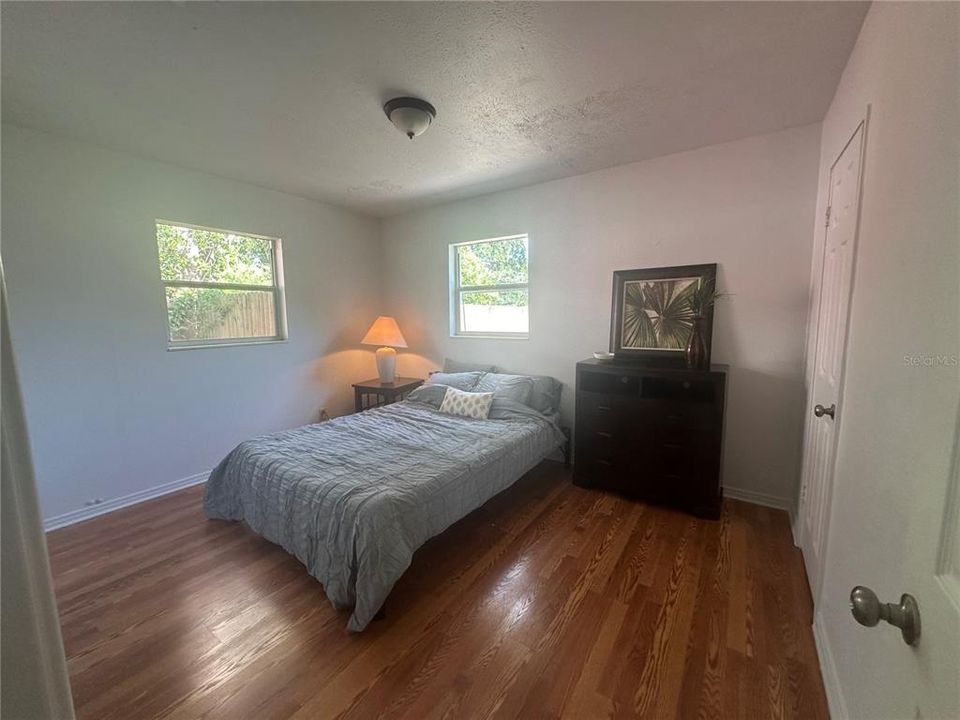 En Venta: $350,000 (3 camas, 1 baños, 864 Pies cuadrados)