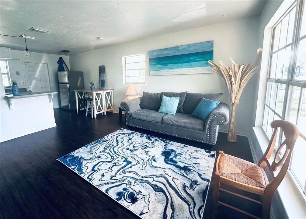 En Venta: $350,000 (3 camas, 1 baños, 864 Pies cuadrados)