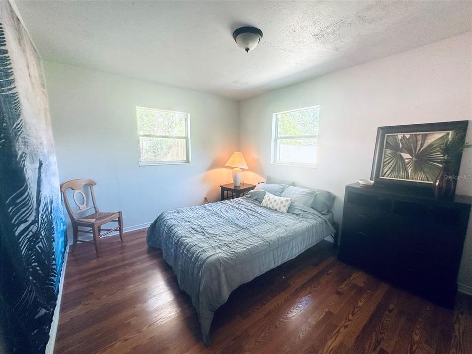 En Venta: $350,000 (3 camas, 1 baños, 864 Pies cuadrados)