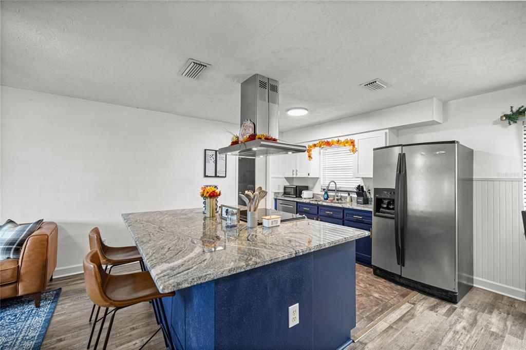 Active With Contract: $229,900 (4 beds, 2 baths, 1474 Square Feet)