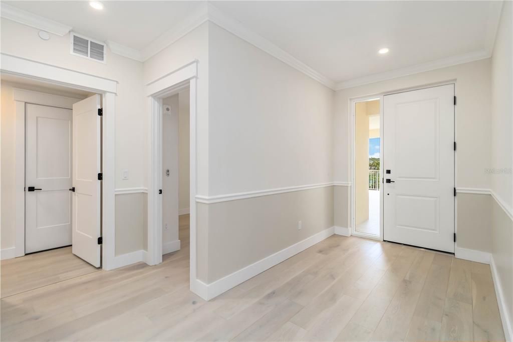 For Rent: $4,200 (3 beds, 2 baths, 1937 Square Feet)