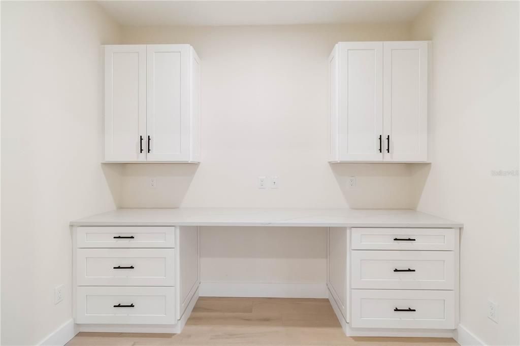 For Rent: $4,200 (3 beds, 2 baths, 1937 Square Feet)