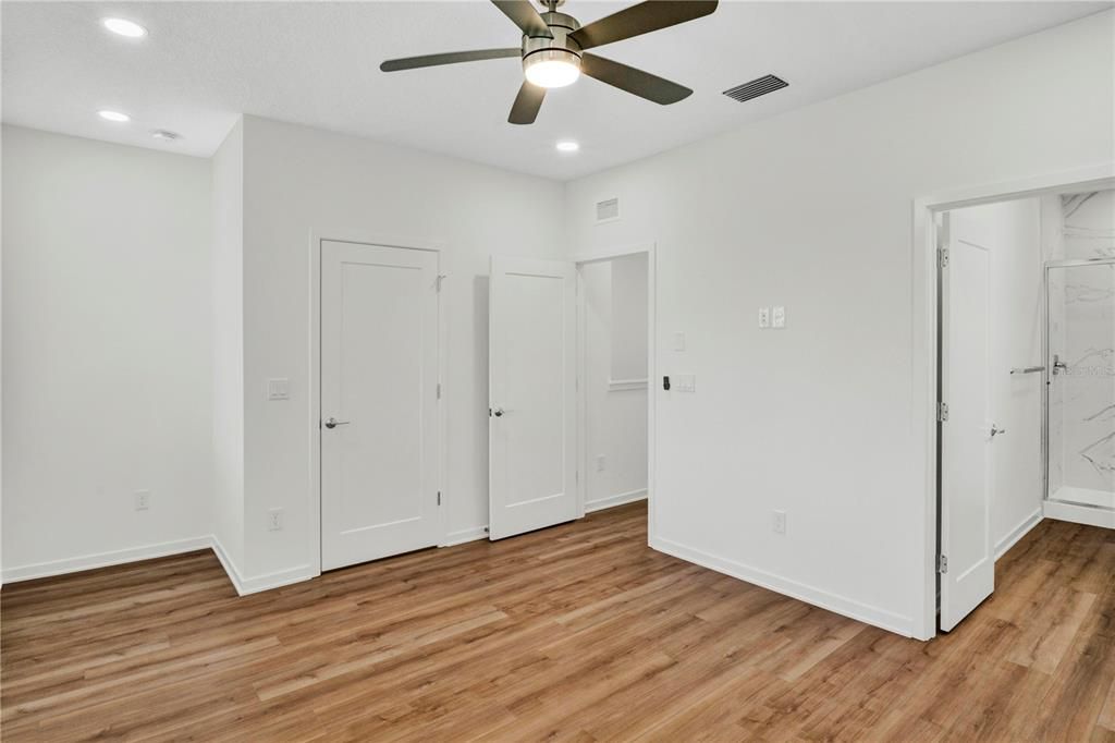 En Renta: $3,000 (3 camas, 3 baños, 1307 Pies cuadrados)